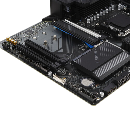 Материнская плата Gigabyte X870 GAMING WIFI6