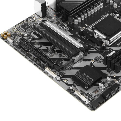 Материнская плата Gigabyte B850M DS3H