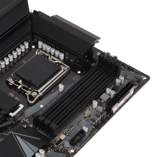 Материнская плата Gigabyte Z690 UD AX