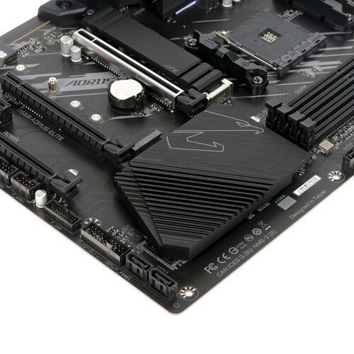 Материнская плата GIGABYTE B550 AORUS ELITE
