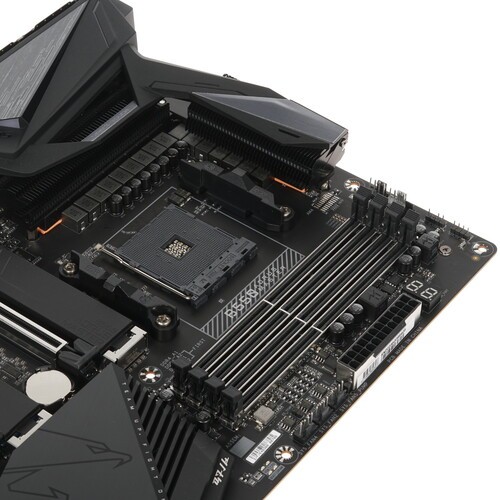 Материнская плата GIGABYTE B550 AORUS MASTER