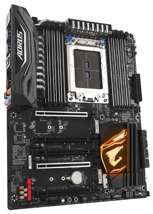 Материнская плата GIGABYTE X399 AORUS PRO
