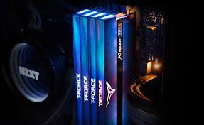 Оперативная память 32 Gb 4000 MHz Team Group T-FORCE Xtreem ARGB Black (TF10D432G4000HC18LDC01)