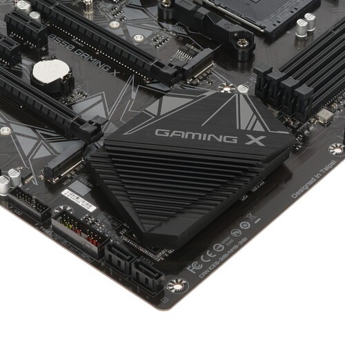 Материнская плата GIGABYTE B550 GAMING X