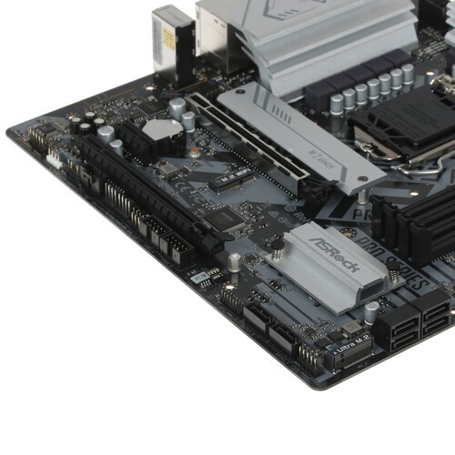 Материнская плата ASRock B560M PRO4