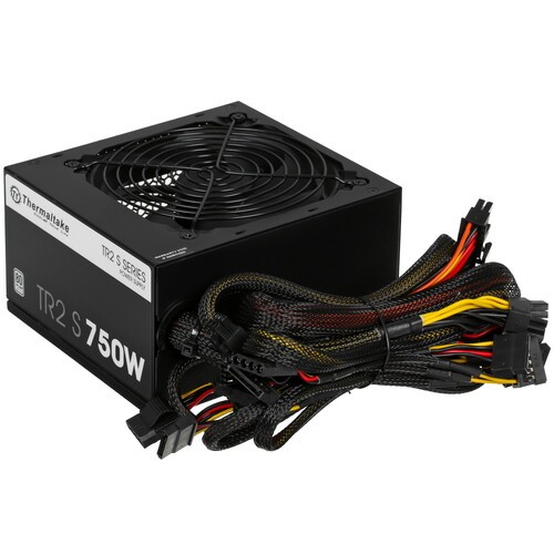 Блок питания Thermaltake 750W TR2 S 750 TRS-750AH2NK (PS-TRS-0750NN2AWE-1)