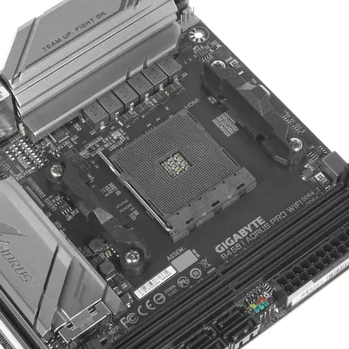 Материнская плата GIGABYTE B450 I AORUS PRO WIFI