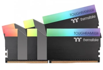 Оперативная память 64 Gb 3600 MHz Thermaltake TOUGHRAM RGB (R009R432GX2-3600C18A)
