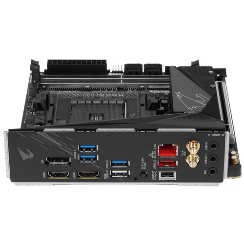 Материнская плата Gigabyte B550I AORUS PRO AX