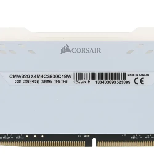 Оперативная память 32 Gb 3600 MHz CORSAIR VENGEANCE RGB PRO (CMW32GX4M4C3600C18W)