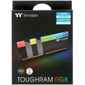 Оперативная память 16 Gb 4400 MHz Thermaltake TOUGHRAM RGB Black (R009D408GX2-4400C19A)