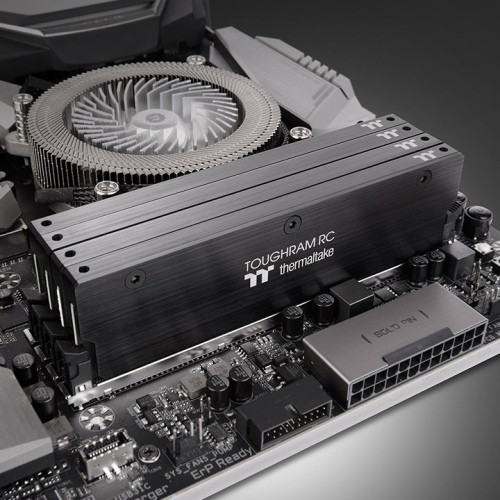 Оперативная память 16 Gb 3200 MHz Thermaltake TOUGHRAM RC Black (RA24D408GX2-3200C16A)