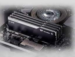 Оперативная память 8 Gb 3600 MHz Thermaltake TOUGHRAM Z-ONE Black (R010D408GX1-3600C18S)