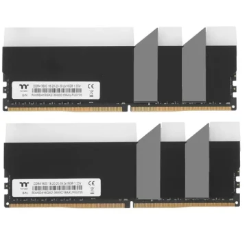 Оперативная память 32 Gb 3600 MHz Thermaltake TOUGHRAM RGB Black (R009D416GX2-3600C18A)