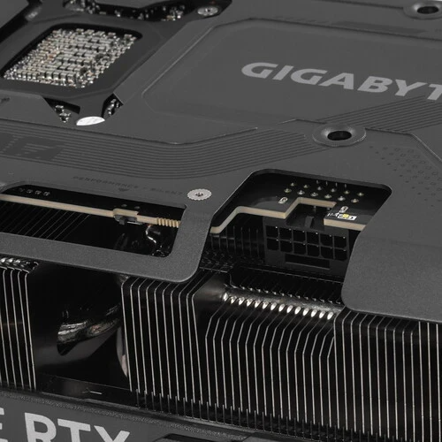 Видеокарта Gigabyte (GV-N5080GAMING-16GD) GeForce RTX 5080 16GB GAMING