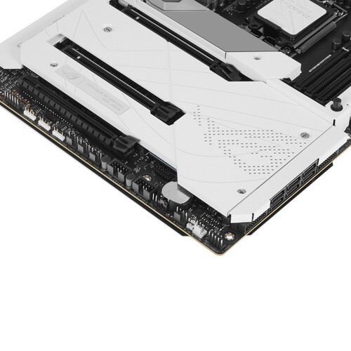 Материнская плата ASUS ROG MAXIMUS Z690 FORMULA