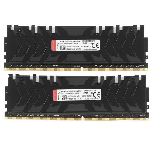 Оперативная память 16 Gb 3200 MHz Kingston HYPERX PREDATOR RGB (HX432C16PB3AK2/16)