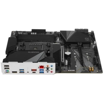 Материнская плата GIGABYTE X570S UD