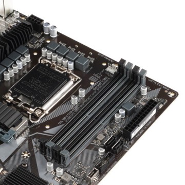 Материнская плата Gigabyte Q670M D3H DDR4