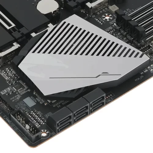 Материнская плата GIGABYTE X570 AORUS ULTRA