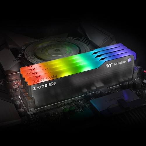 Оперативная память 16 Gb 4000 MHz Thermaltake TOUGHRAM Z-ONE RGB Black (R019D408GX2-4000C19A)