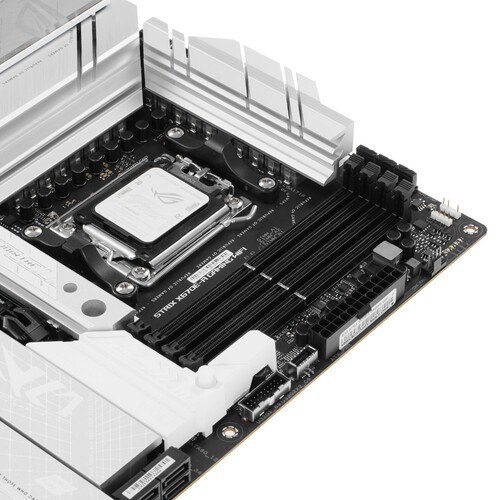 Материнская плата ASUS ROG STRIX X670E-A GAMING WIFI 90MB1BM0-M0EAY0