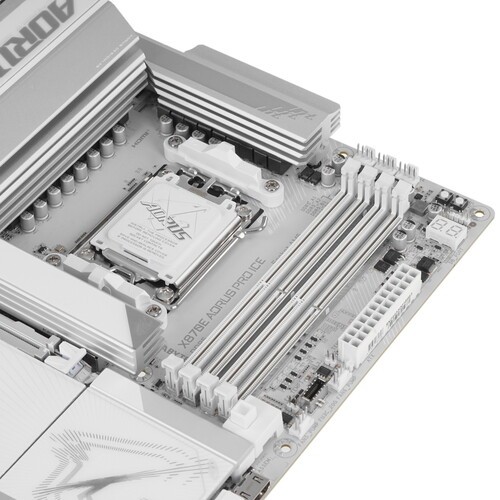Материнская плата Gigabyte X870E AORUS PRO ICE