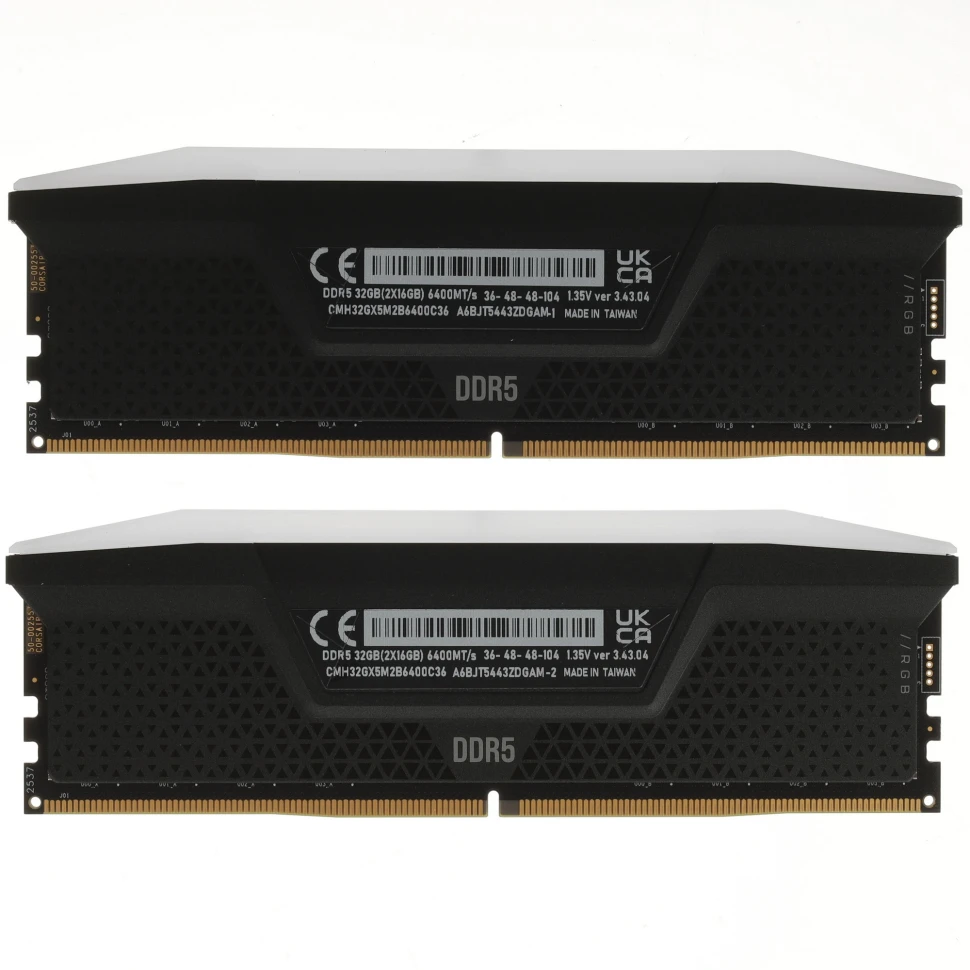 Оперативная память 32 Gb 6400 MHz Corsair VENGEANCE RGB Black XMP (CMH32GX5M2B6400C36)