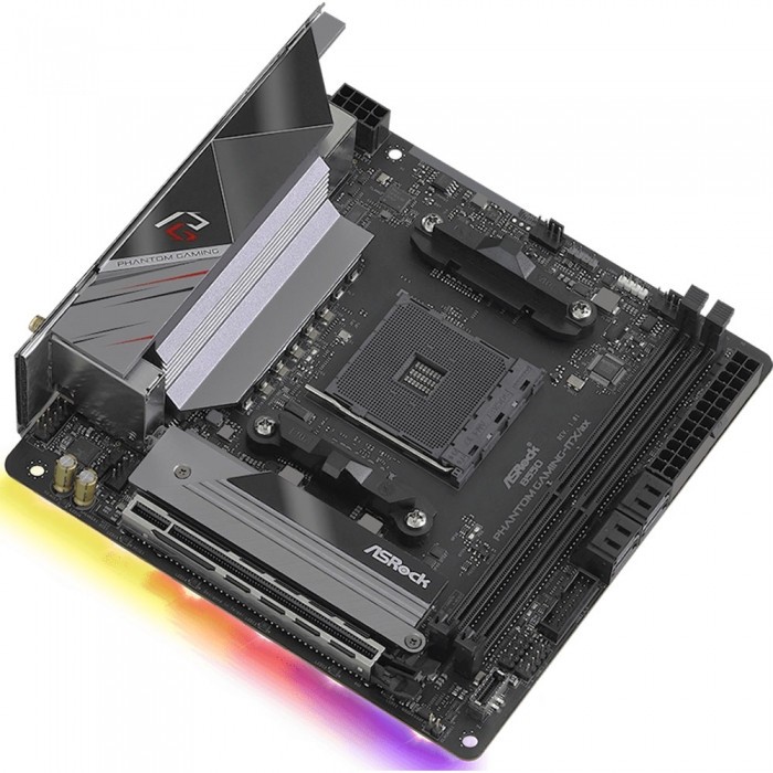 Материнская плата ASRock B550 PHANTOM GAMING-ITX/AX