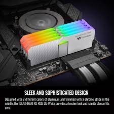 Оперативная память 32 Gb 6000 MHz Thermaltake TOUGHRAM XG RGB D5 White (RG34D516GX2-6000C36B)