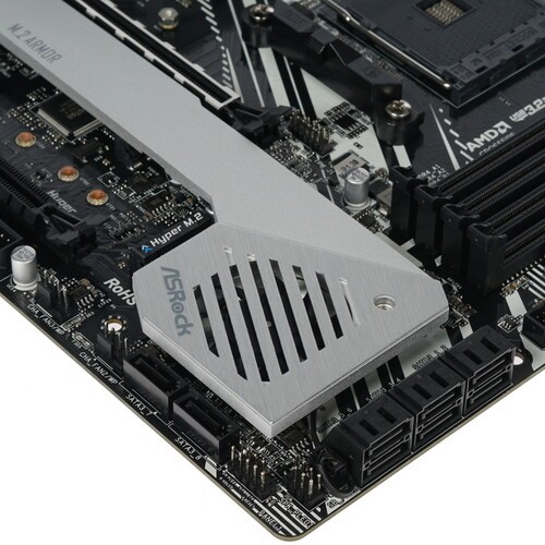 Материнская плата ASRock X570M PRO4