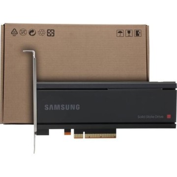 Твердотельный накопитель Samsung 1600 Gb MZPLJ1T6HBJR-00007