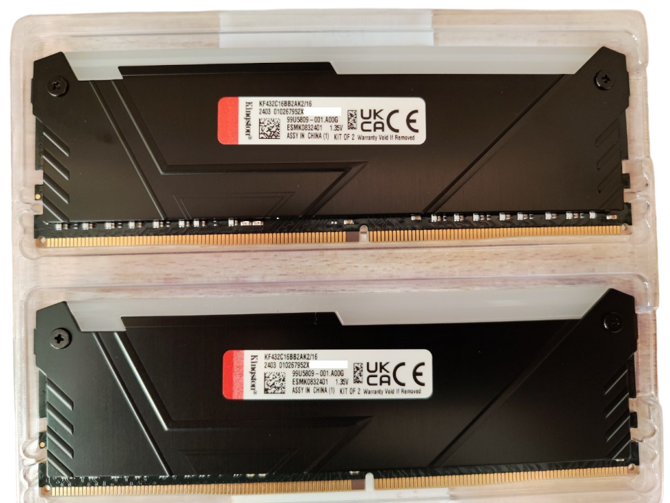 Оперативная память 16 Gb 3200 MHz Kingston FURY Beast RGB XMP Black (KF432C16BB2AK2/16)